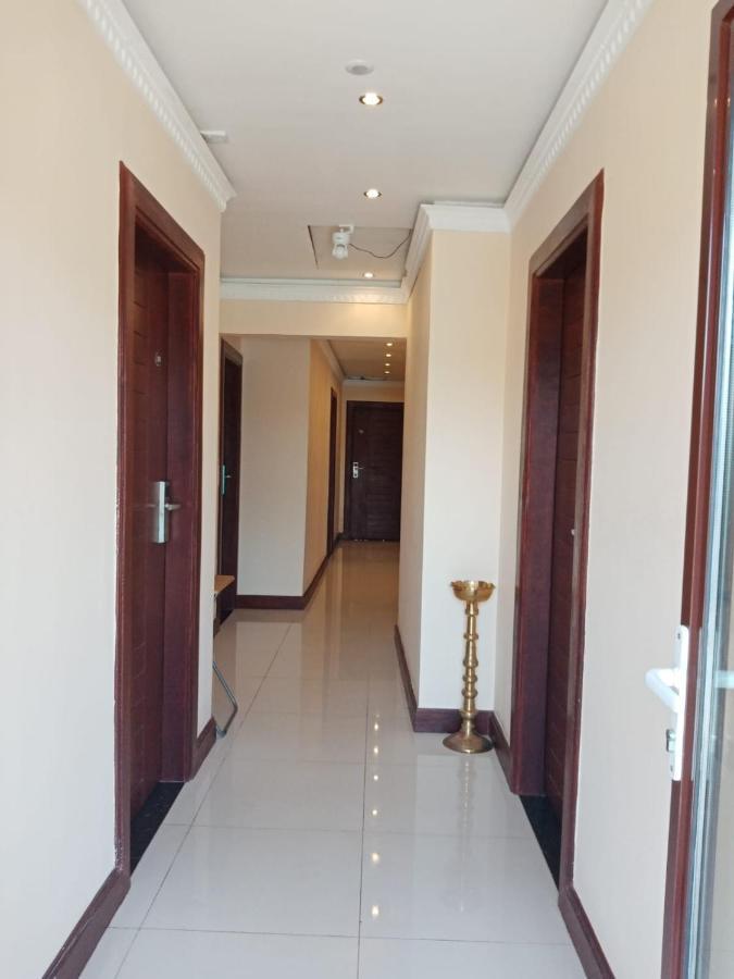 Mercuryfm 101 Yarl Mercury Inn - Jaffna Exterior photo